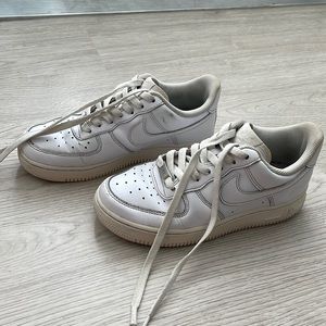 Nike White Airforce 1 Size 7 US.